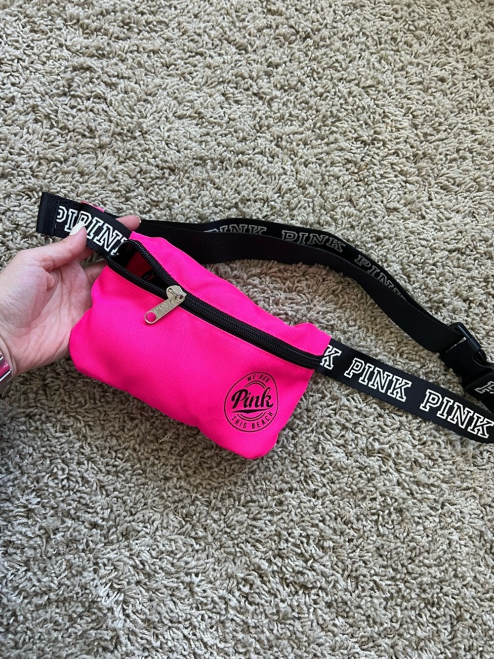 NEW PINK Victoria's Secret Pink Fanny with coozie - Picture 2 of 2
